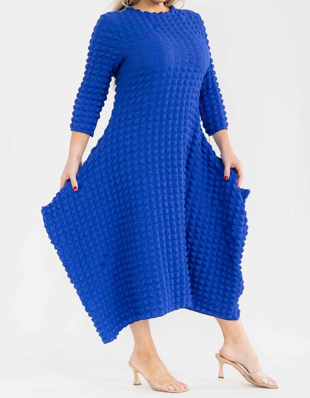 Karen T Design - Bubble Popcorn Maxi Dress