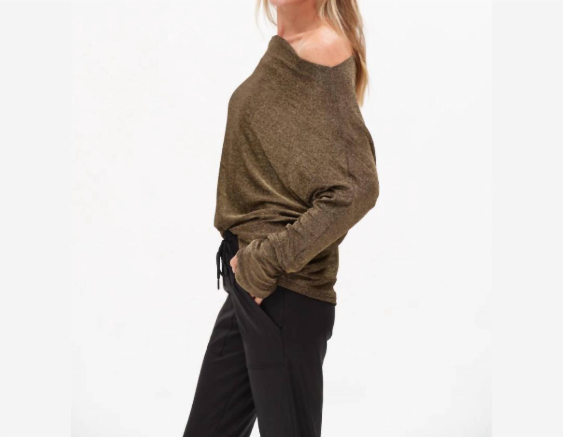 Six/Fifty - Anywhere Off Shoulder Top